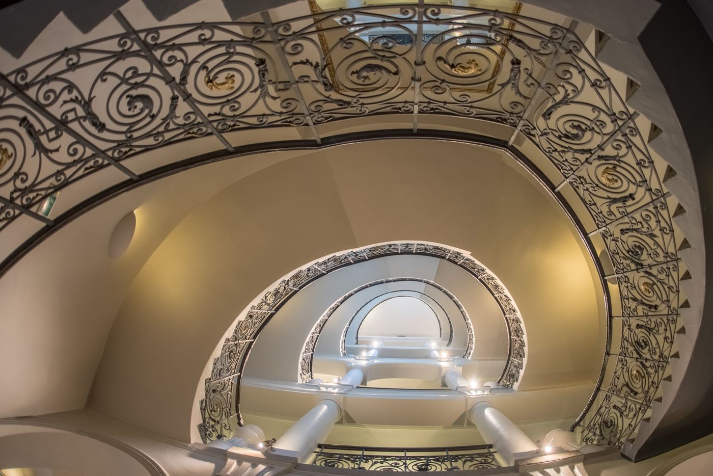 Century-Old-Town-Prague---MGallery-Lobby-22