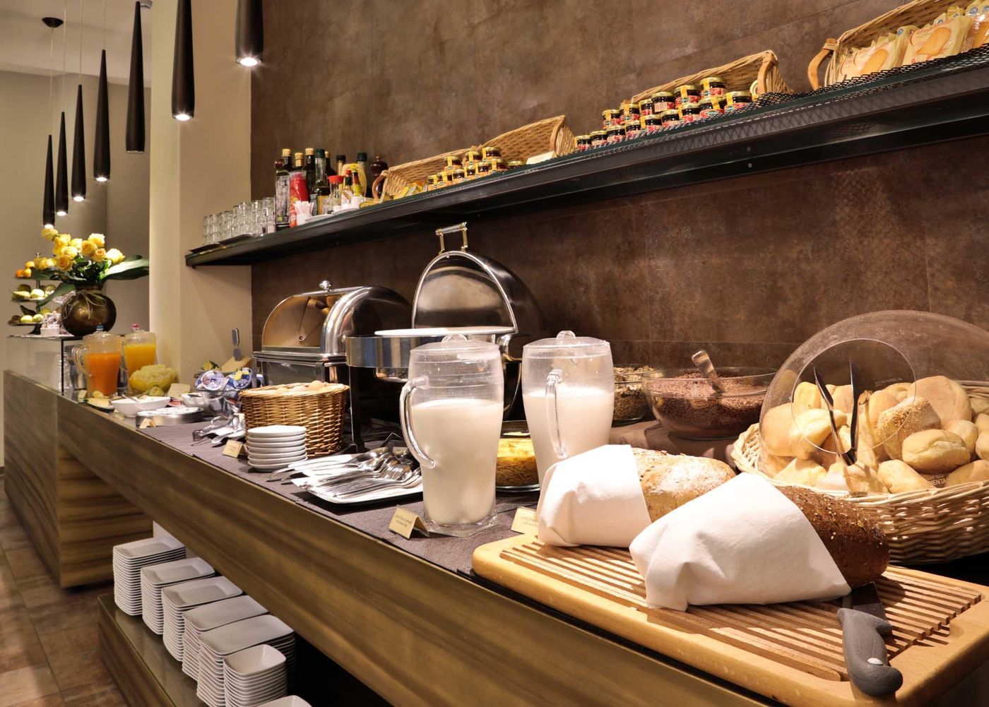 Best-Western-Hotel-Madison-Restaurant-54