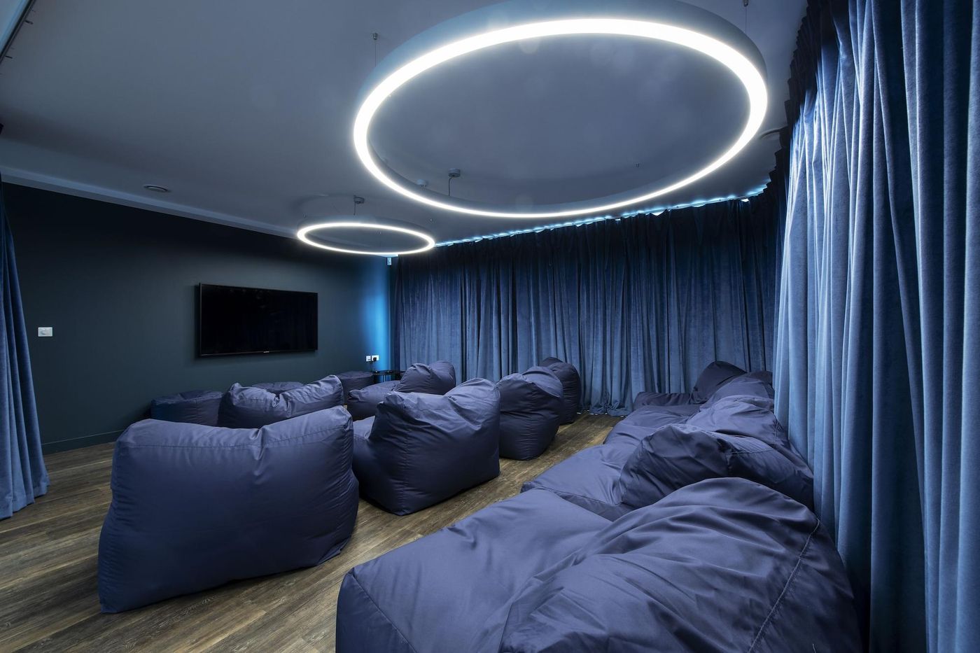 Amnis House - Ireland - Cork - Sports and Entertainment - 1