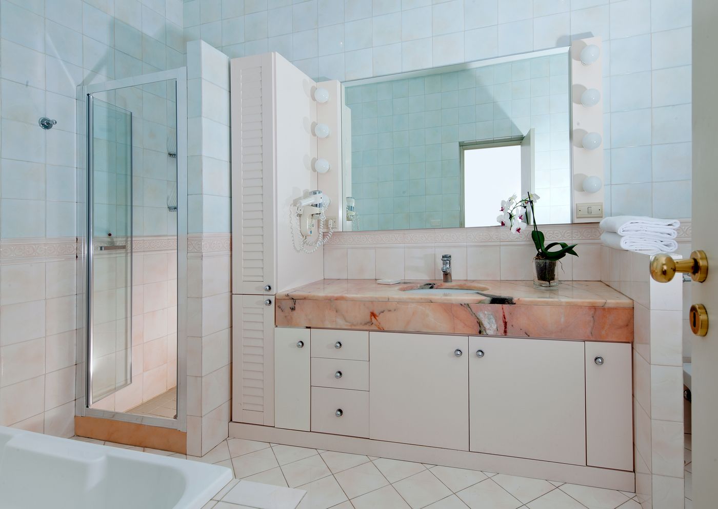 Villa-Oriana-Relais-Room-54