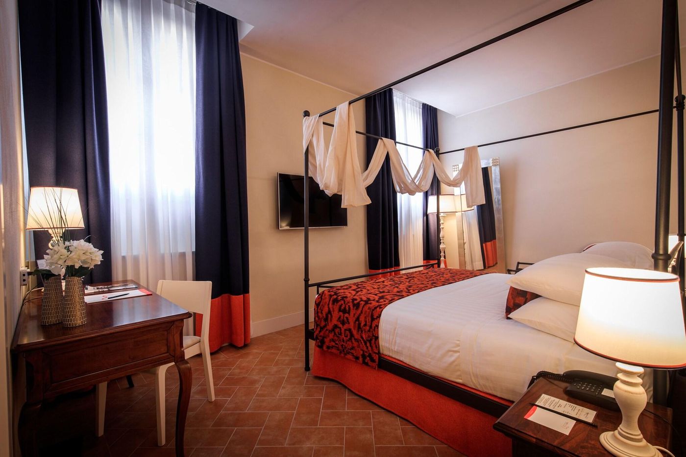 Donna-Camilla-Savelli-Room-17