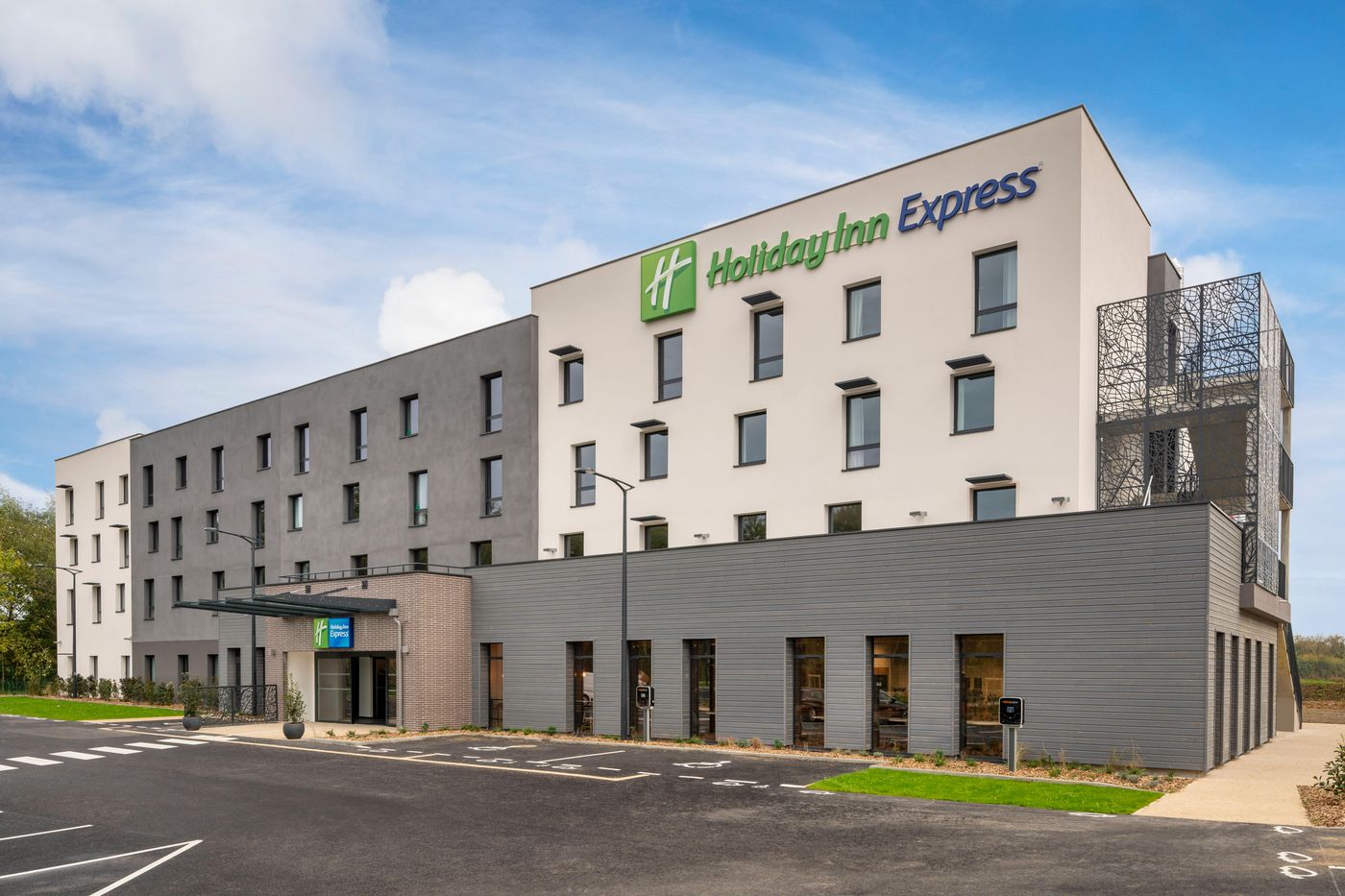 Holiday Inn Express Marne La Vallee Val D Europe-France-Bailly Romainvilliers-General view-5