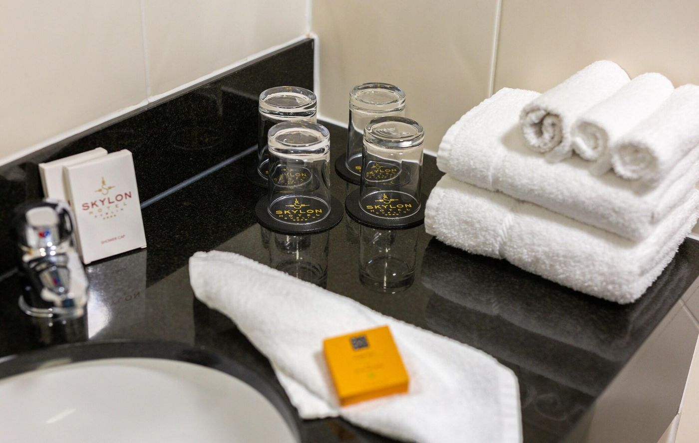 Dublin-Skylon-Hotel-Room-45
