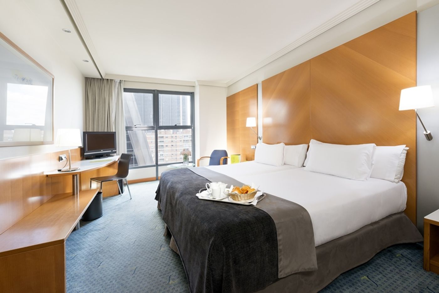 Exe-Plaza-General-view-17