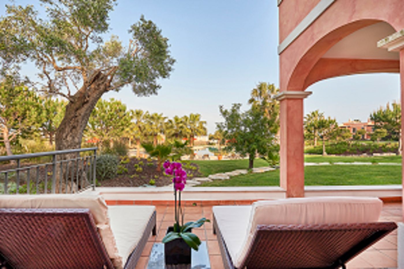 Cascade-Wellness---Lifestyle-Resort-Room-20