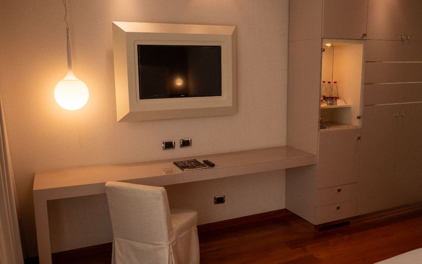 Relais-Paradiso-Room-22