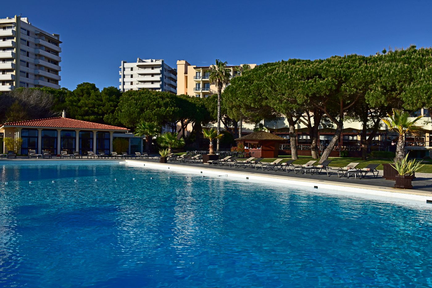 Pestana-Dom-Joao-II-Hotel---Beach-Resort-General-view-1