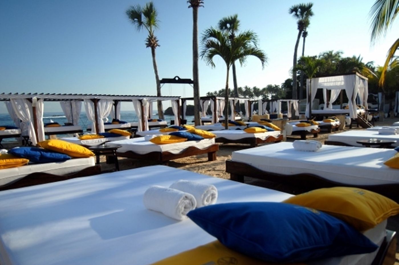 Lifestyle residence Crown Suites