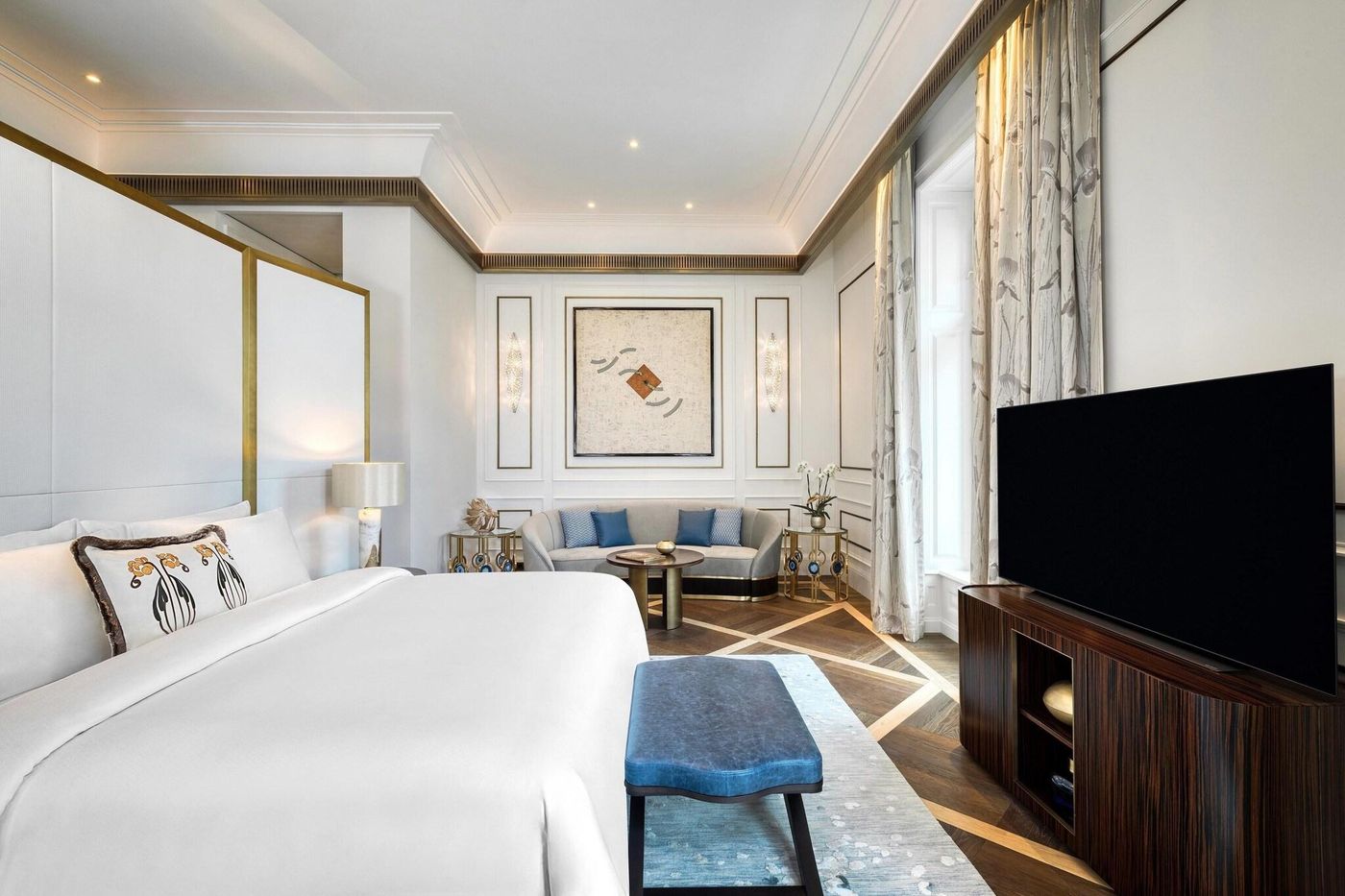 Matild-Palace--a-Luxury-Collection-Hotel-Room-37