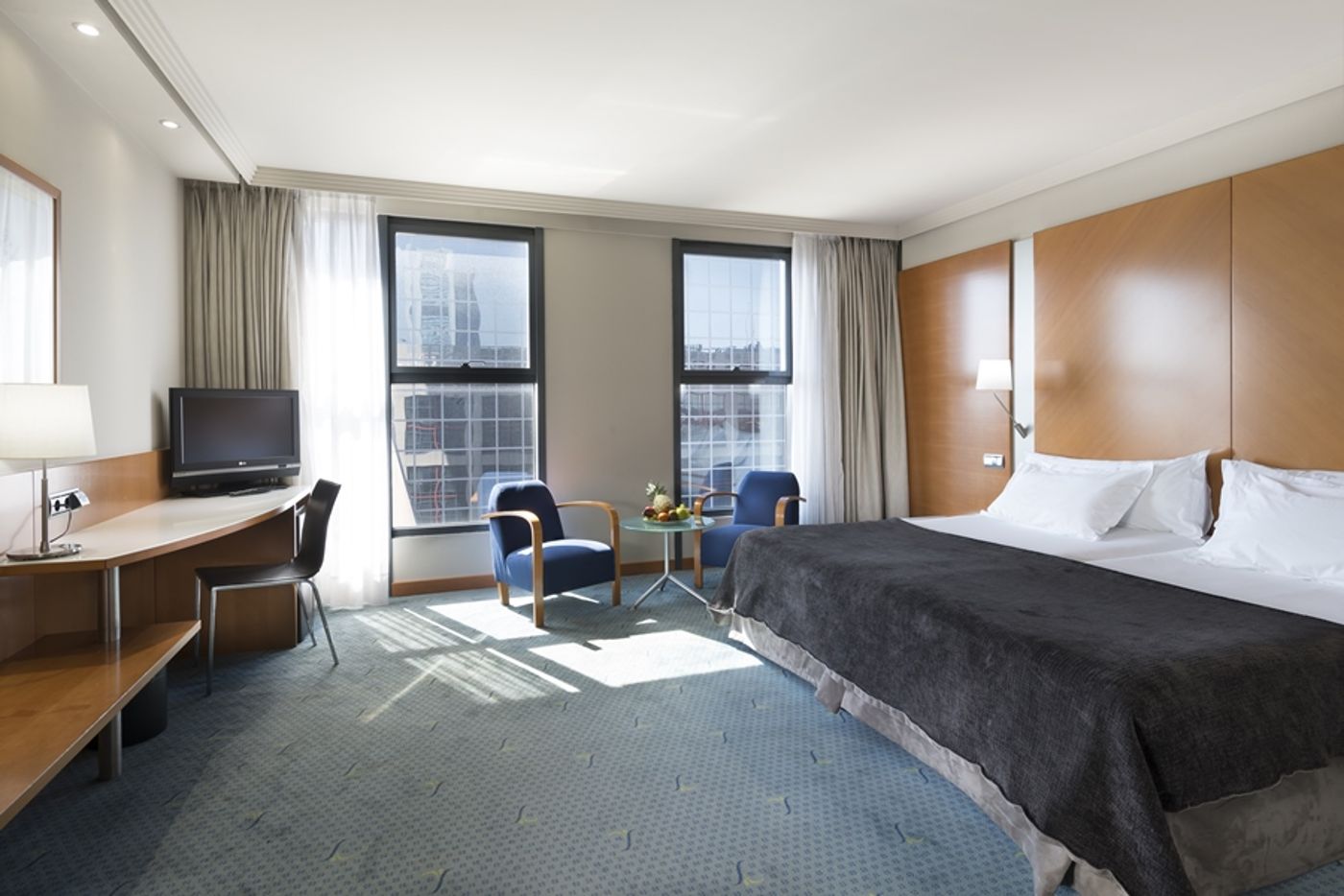 Exe-Plaza-General-view-19