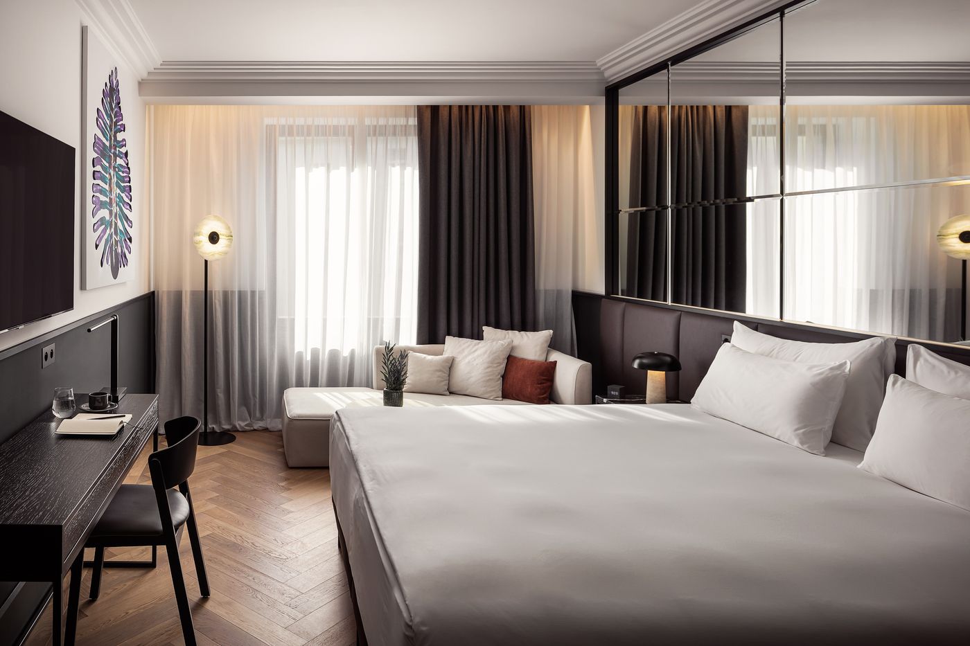 Almanac-X-Alcron-Prague-Room-35