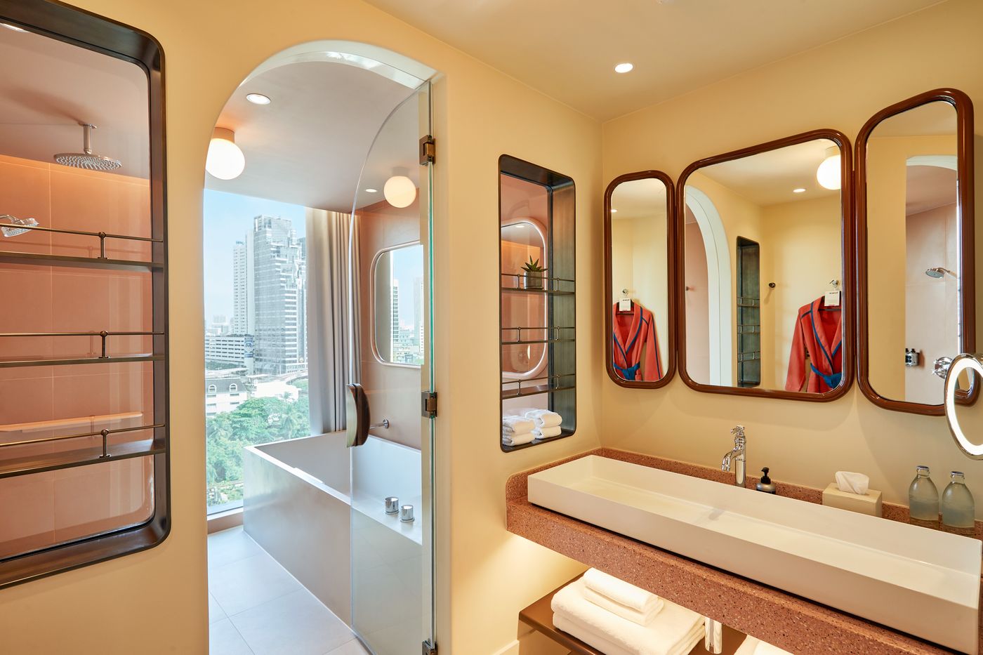 The-Standard--Bangkok-Mahanakhon-Room-33