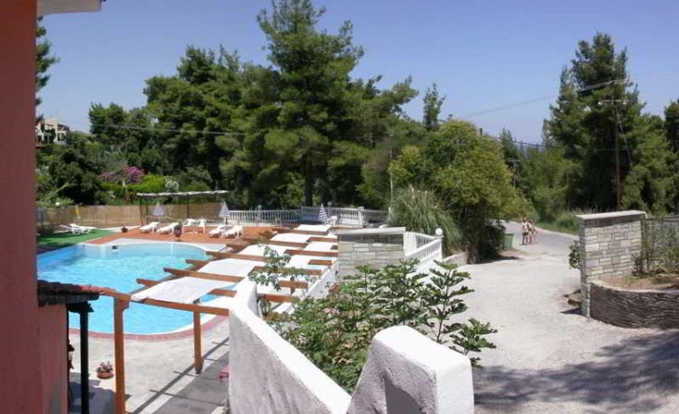 Kassandra-Bay-Lobby-4