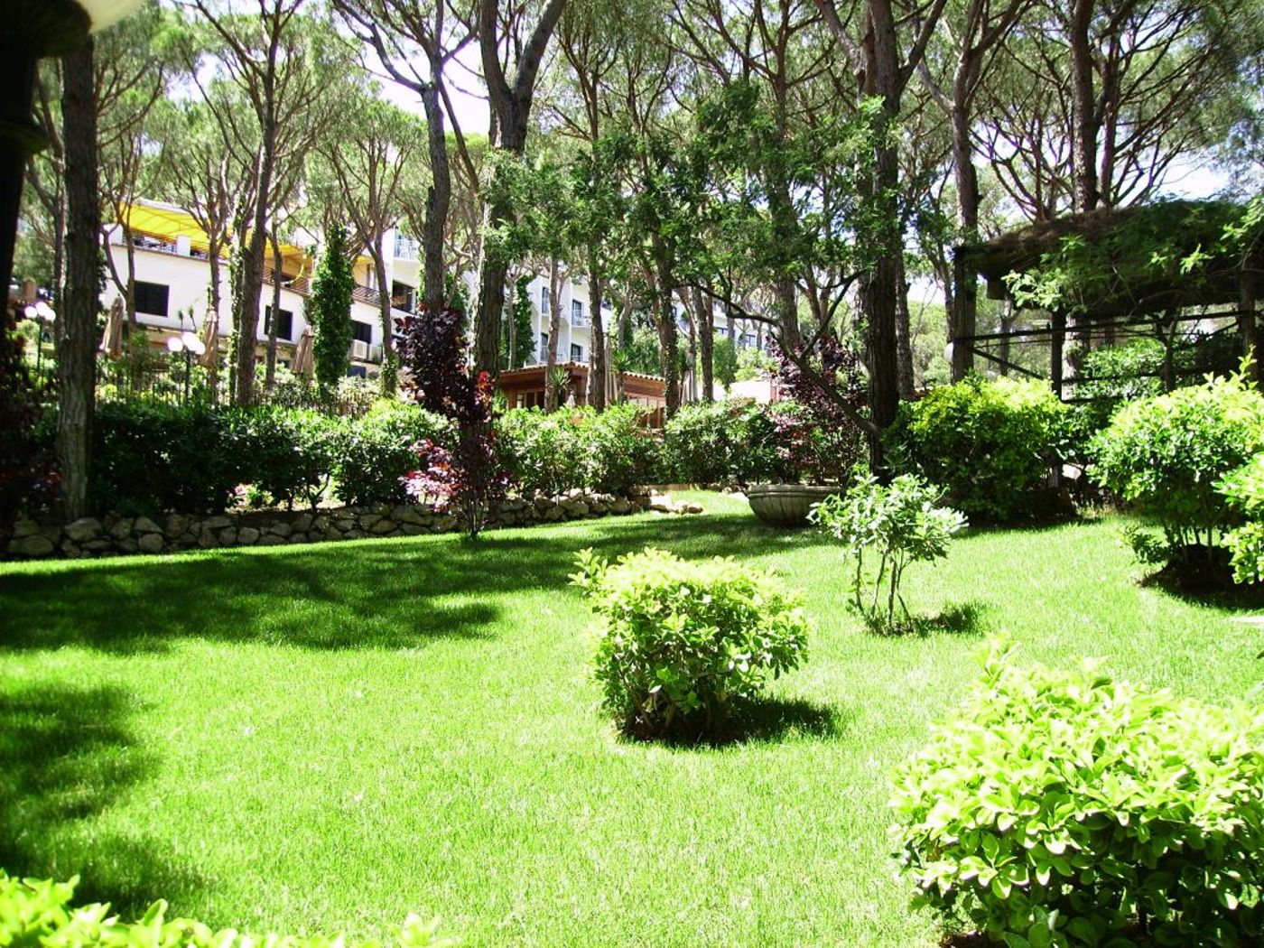 Garbi-Calella-Palafrugell-Terrace-8