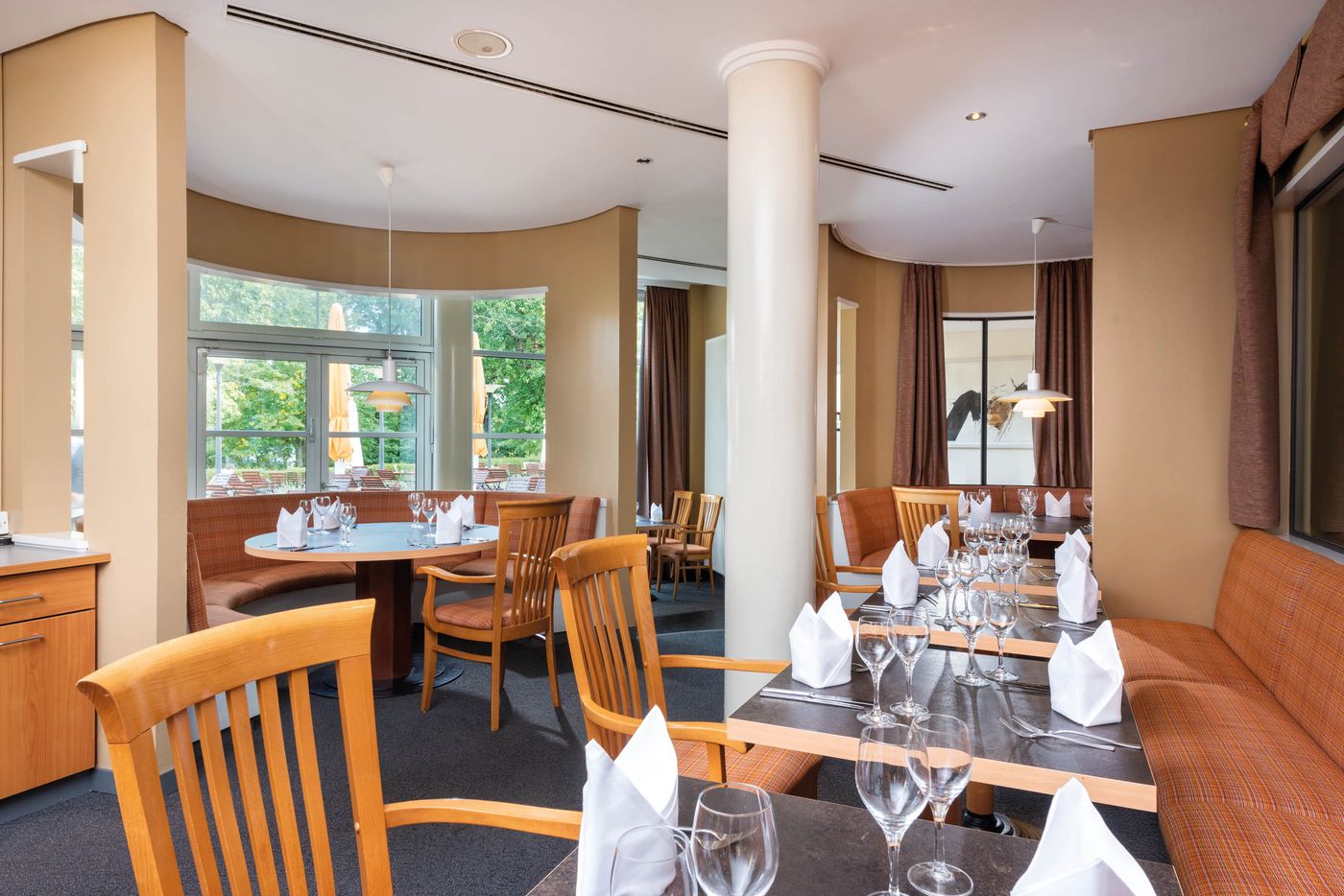 Seminaris-Seehotel-Potsdam-Restaurant-18