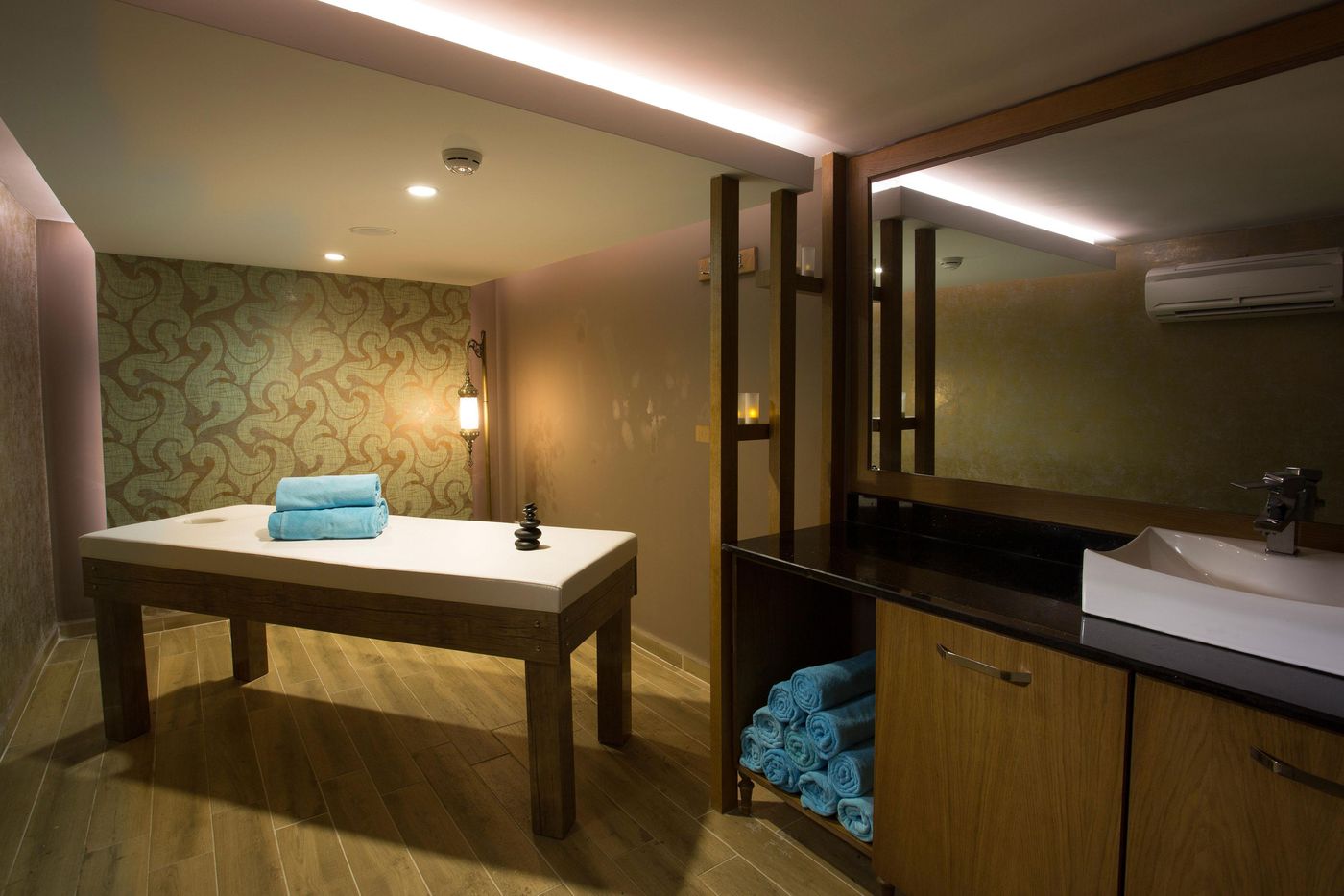 Water-Side-Resort-and-Spa-Sports-and-Entertainment-63