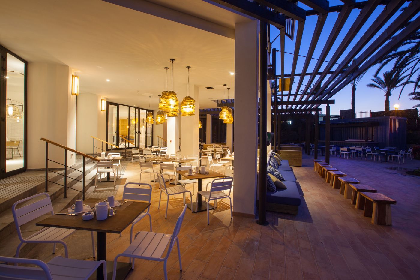 Corallium-Dunamar-by-Lopesan-Hotels-Restaurant-33