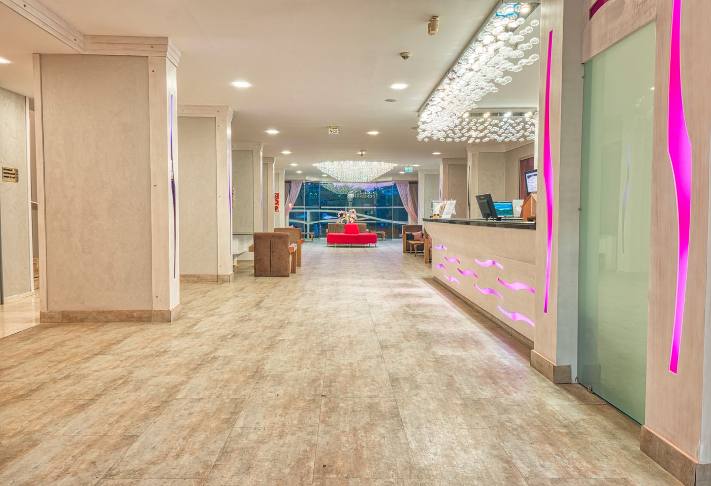 Ideal Pearl Hotel - Adult Only