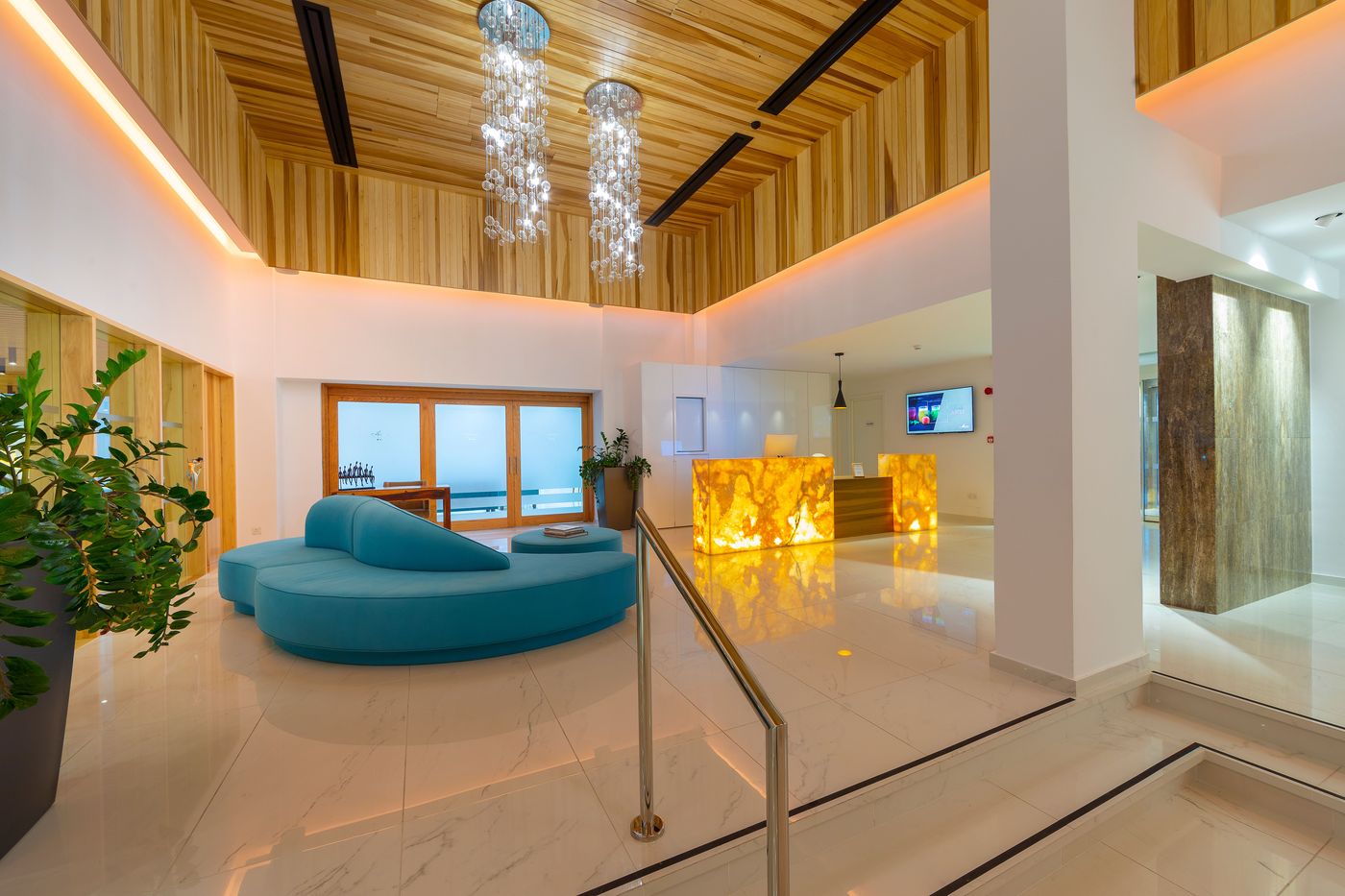 Anemi-Hotel-and-Suites-Lobby-59