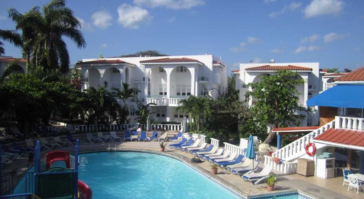 Hotel Franklyn D Resort