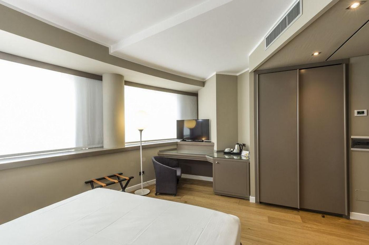 B&B Hotel Trapani Crystal-Italy-TRAPANI-General view-3