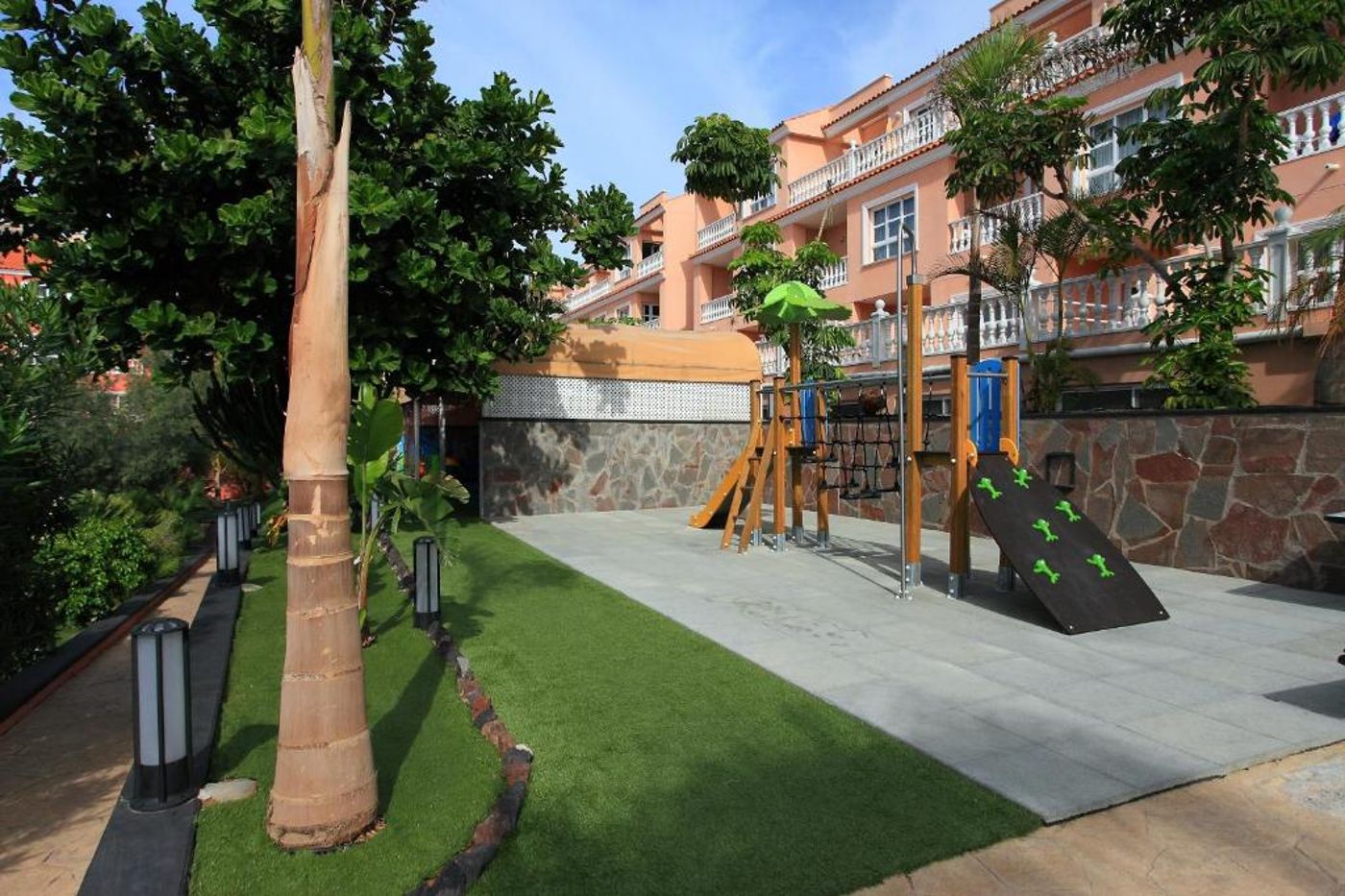 El-Duque-Sports-and-Entertainment-64