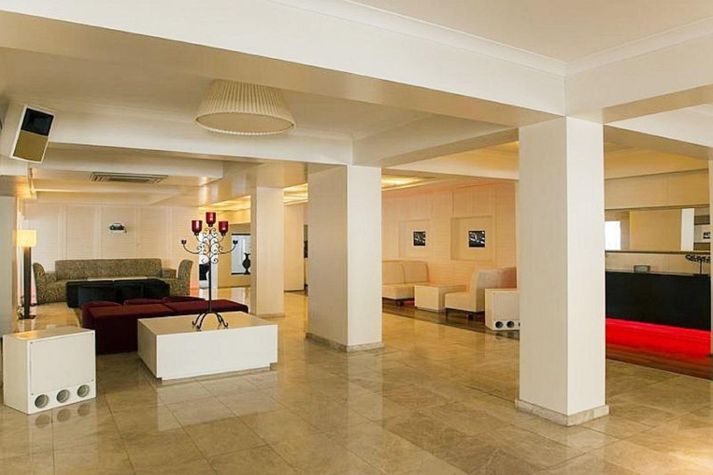 Club-Munamar-Beach-Resort-Lobby-67