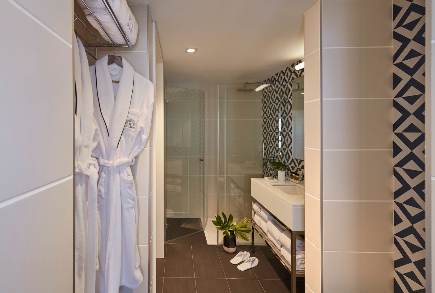 The-Lumiares-Room-40