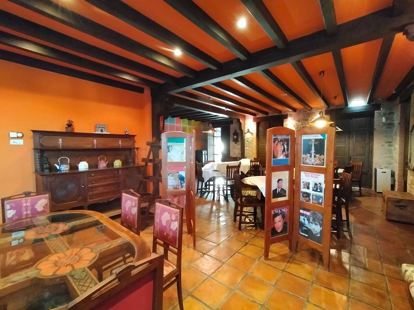 Globales Playa de las Llanas-Spain-MUROS DE NALON-Lobby-5