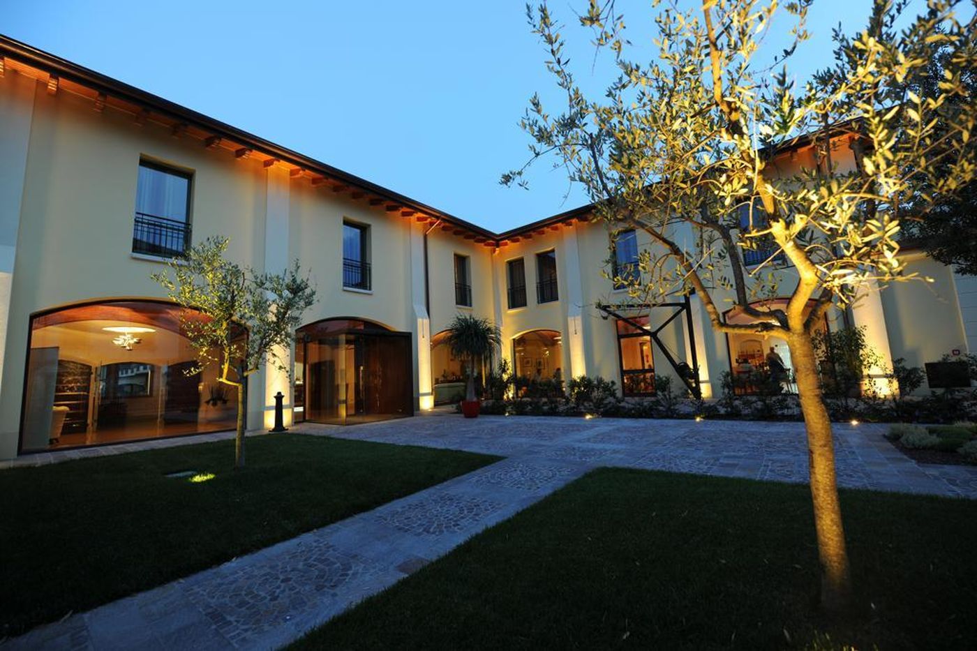 The Ziba Hotel & Spa-Italy-Peschiera del Garda VR-General view-5