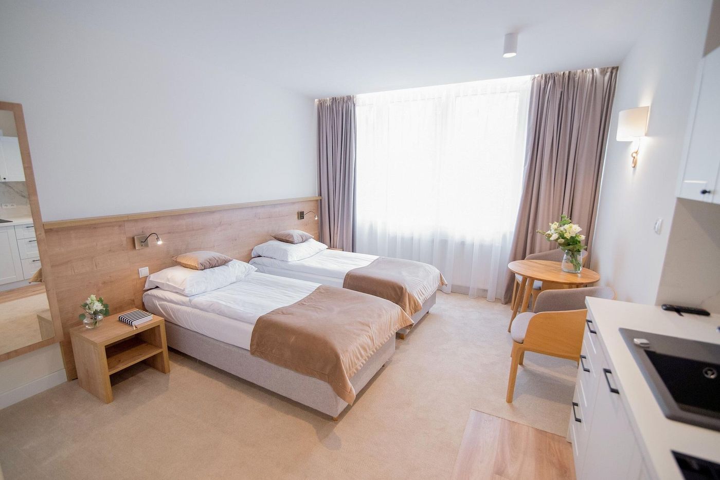 W-Sercu-Krakowa-Aparthotel-Room-25