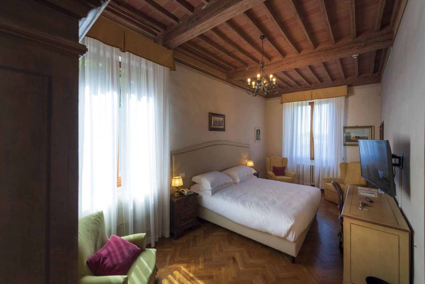 Villa-Scacciapensieri-Room-42