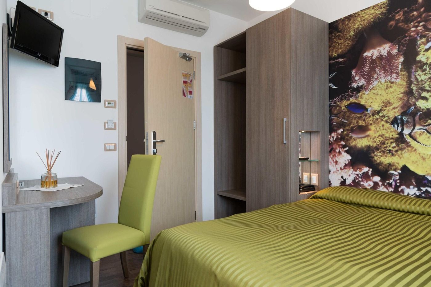 Hotel-Miramare-Room-12