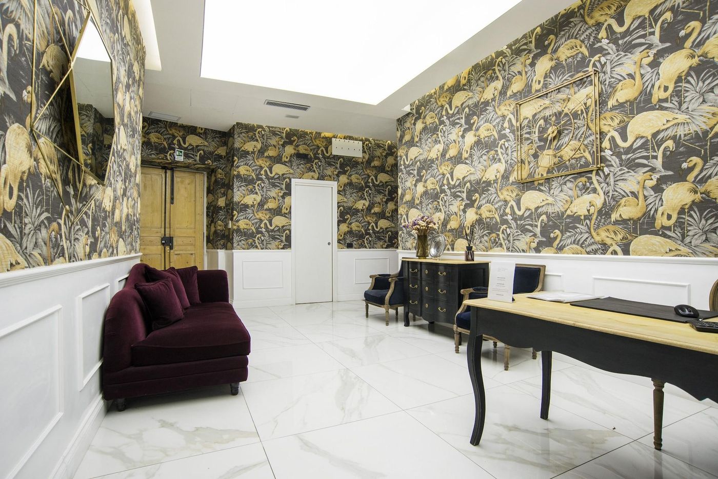 Via-Veneto-Suites-Lobby-1