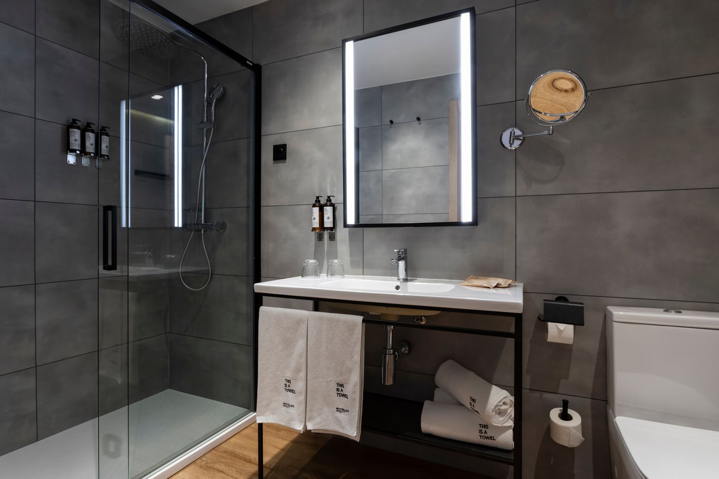 Petit-Palace-Cliper-Gran-V--a-Room-22