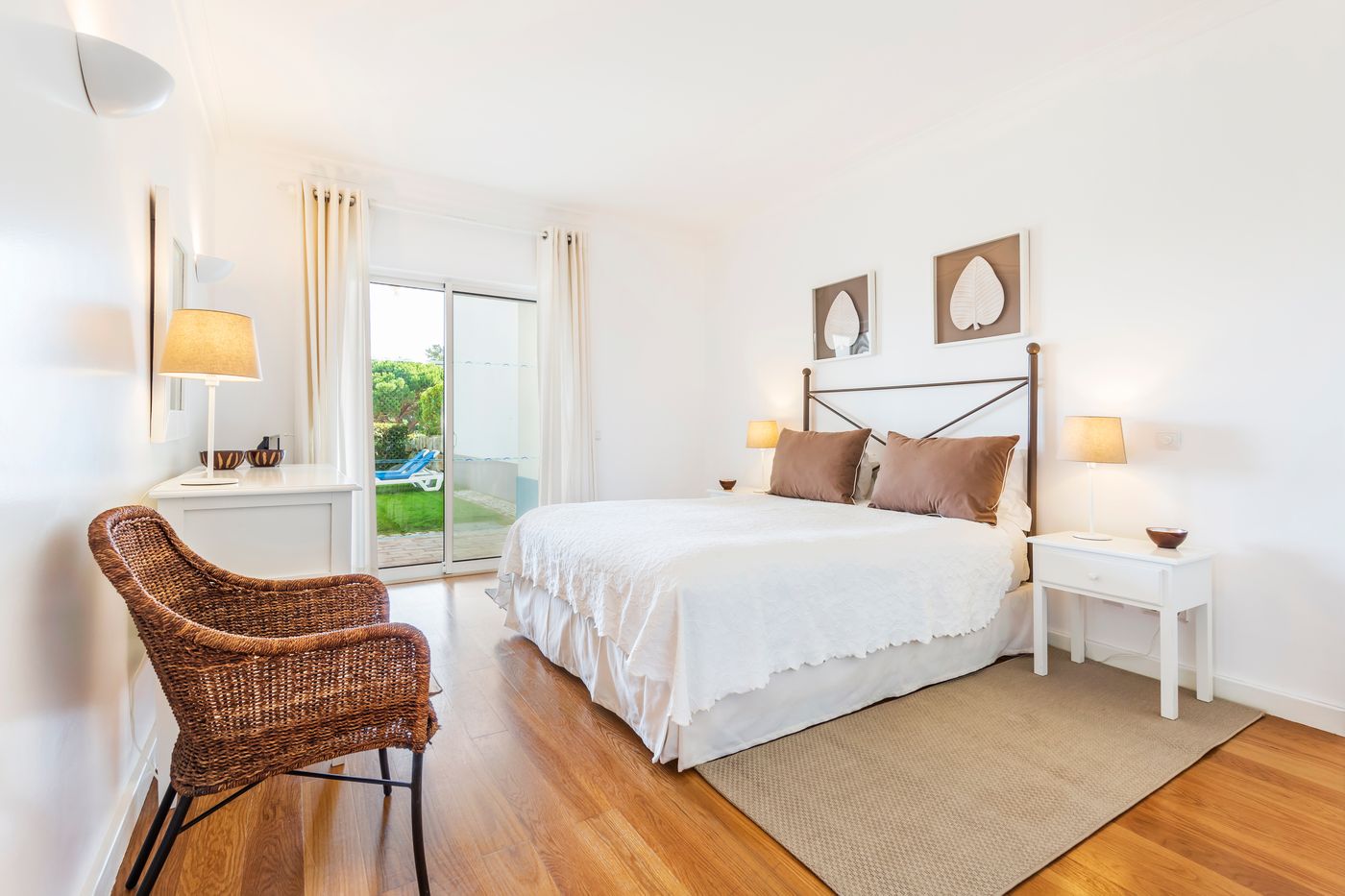 Encosta-do-Lago-Resort-Room-27