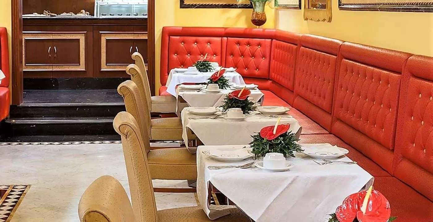Hotel-Manfredi-Suite-In-Rome-Restaurant-59