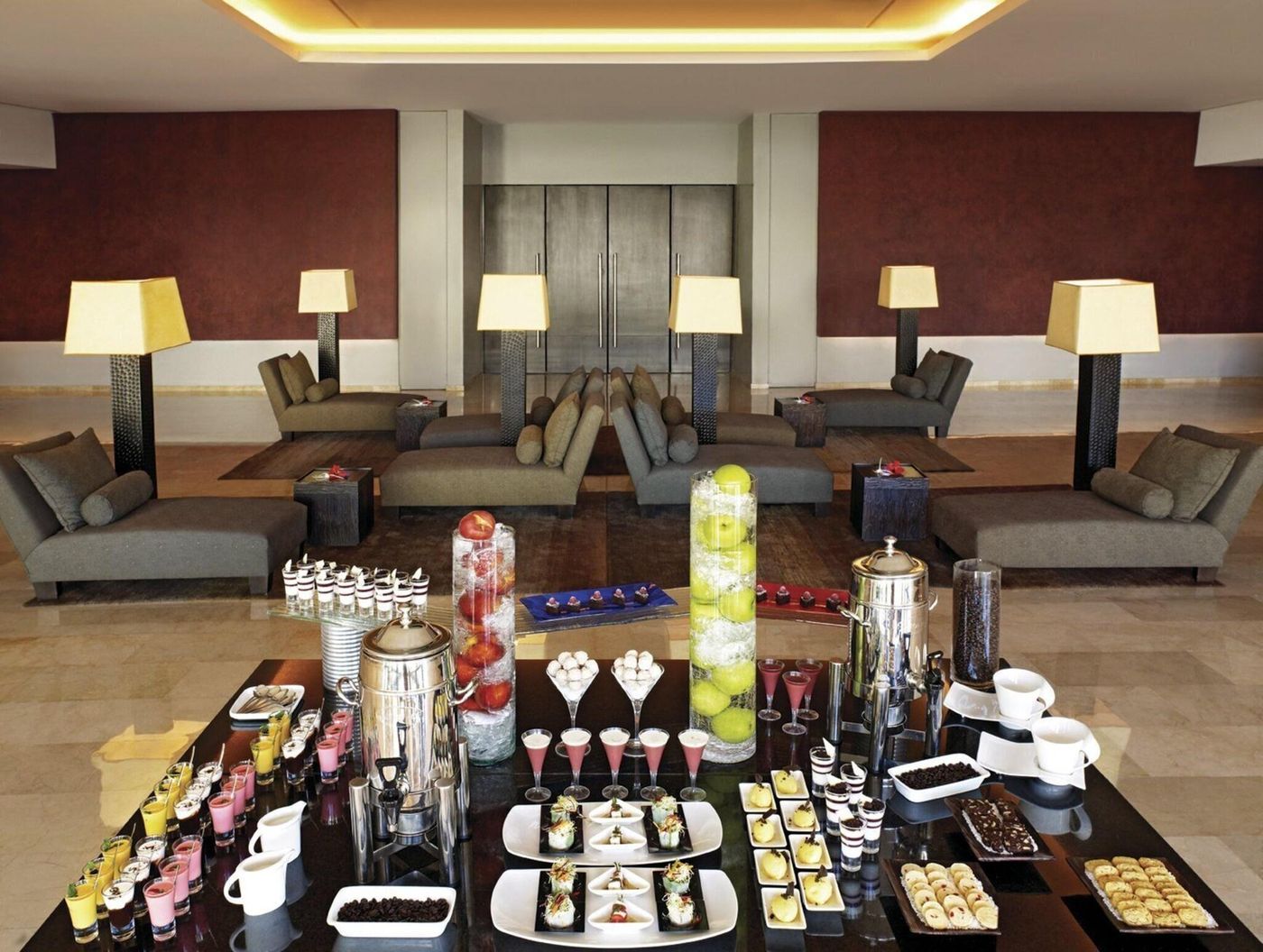 Live-Aqua-Beach-Resort-Canc----n-Lobby-58