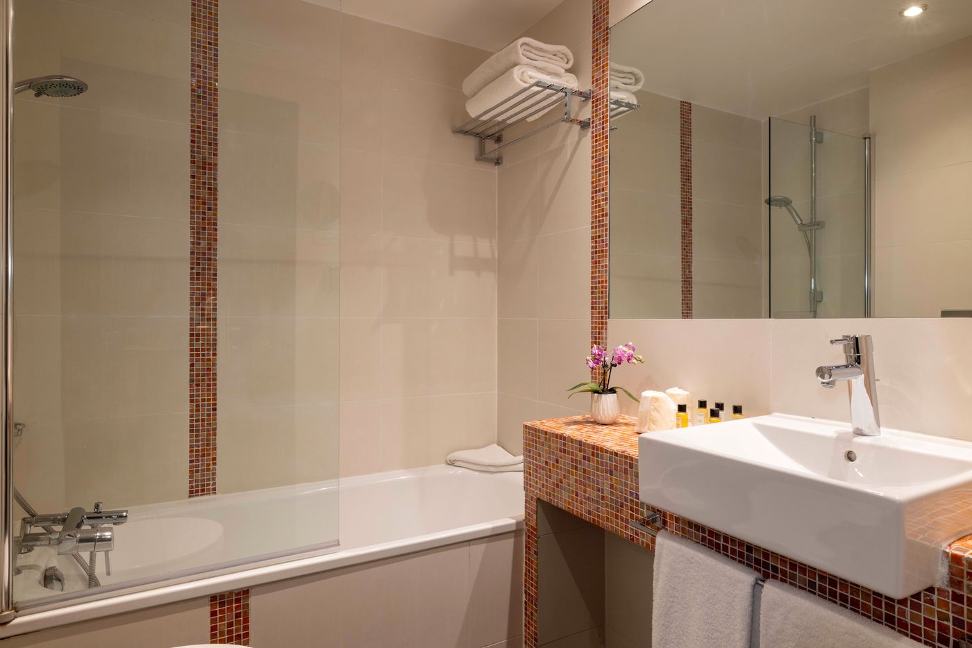 Park-Lane-Paris-Room-48