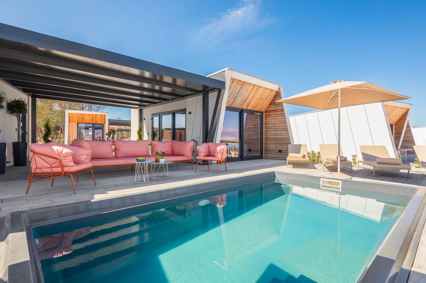 Aminess-Avalona-Camping-Resort-Room-10