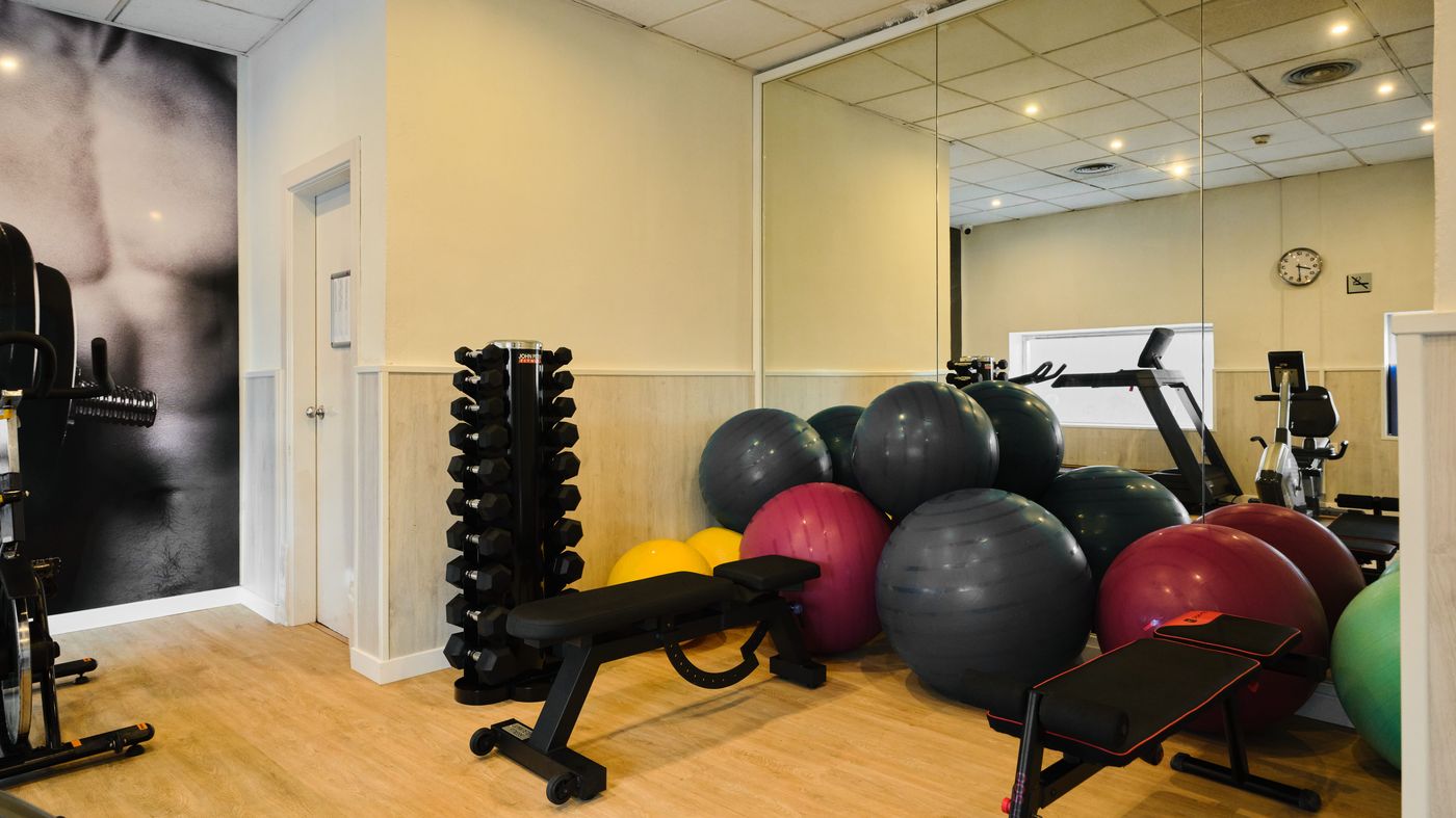 Hotel-Fenix-Torremolinos---Adults-Only-Recommended-Sports-and-Entertainment-63