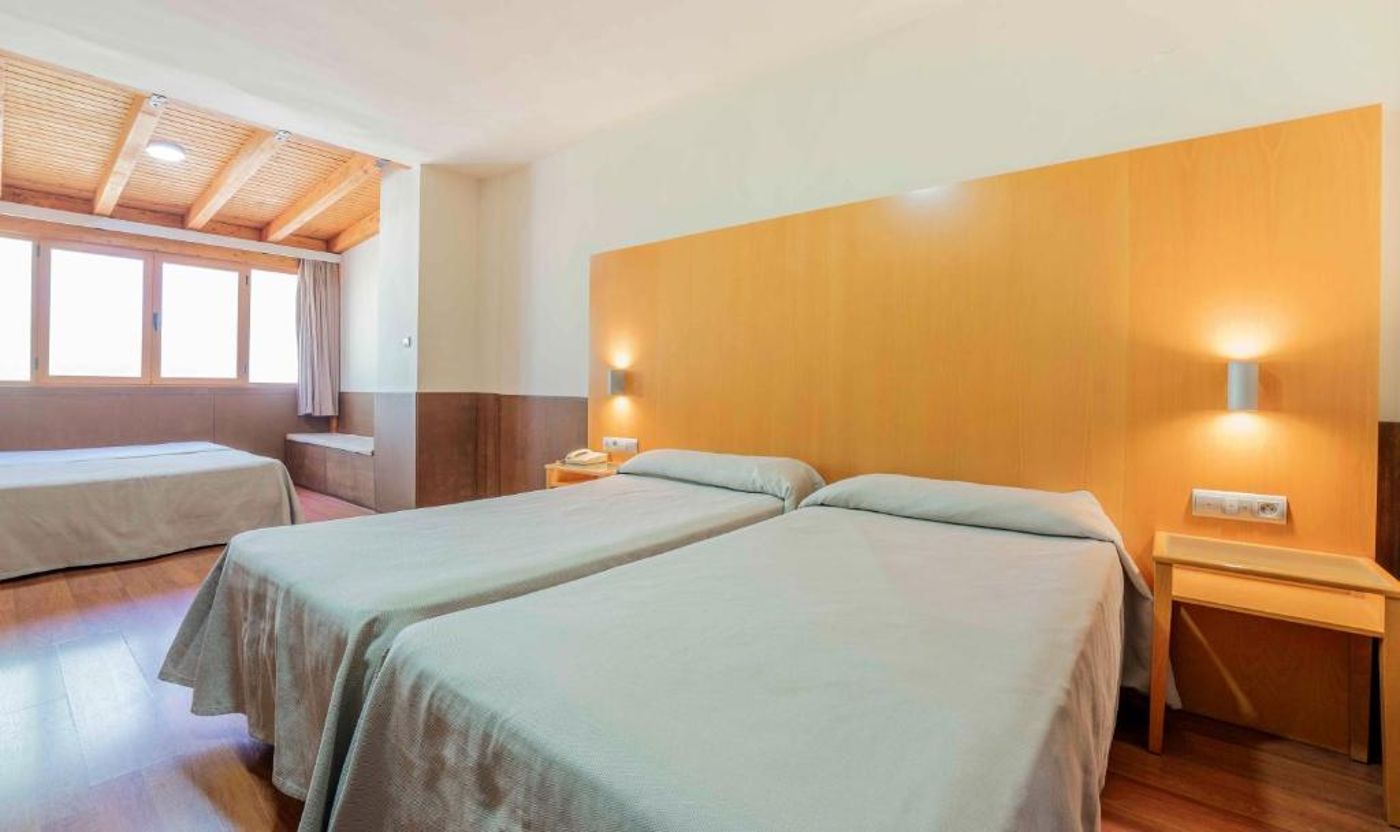 Camino de Granada-Spain-GRANADA-Room-4