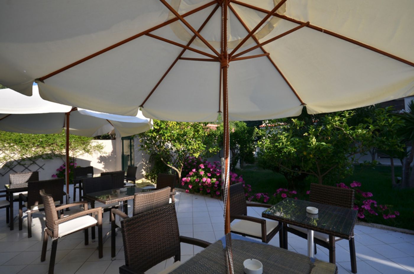 Agrilia-Hotel---Adults-Only-Terrace-18