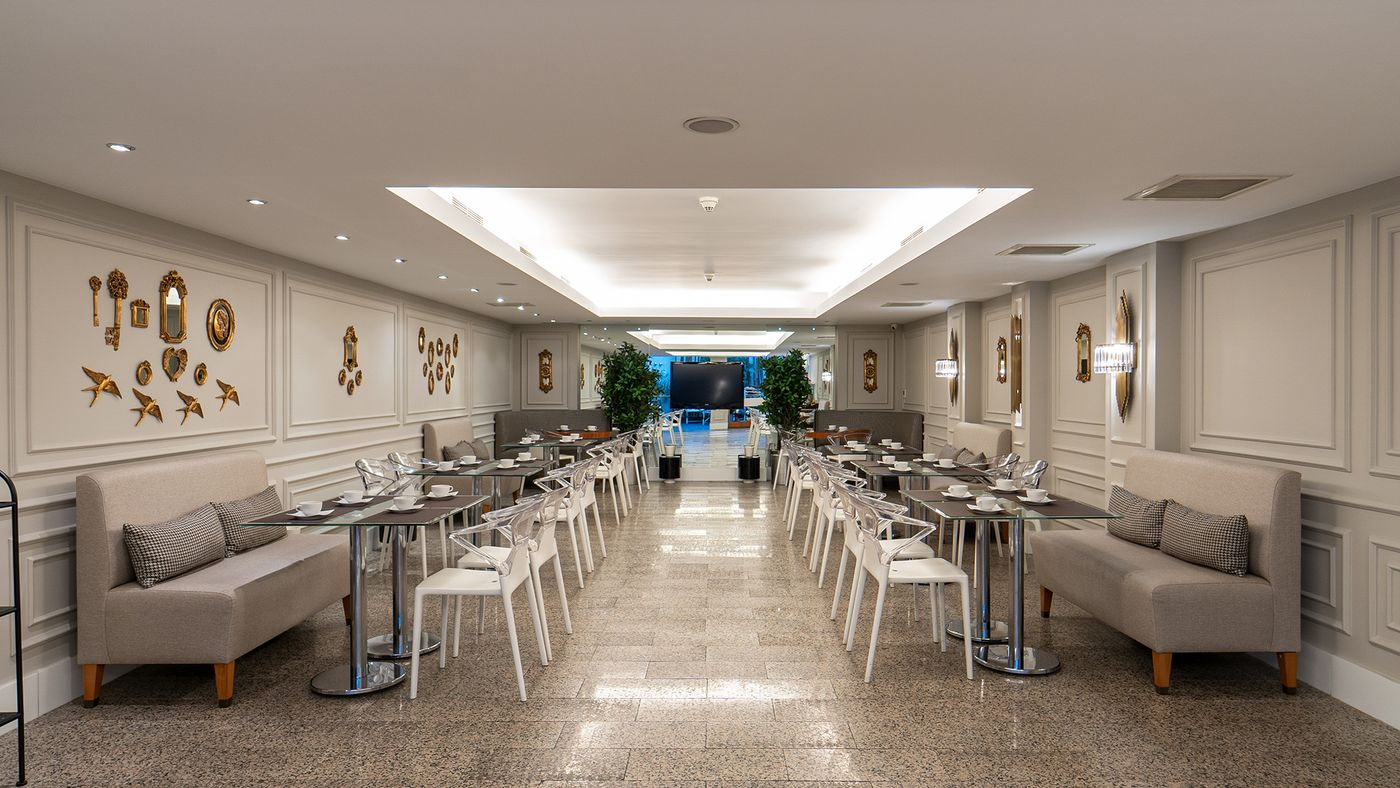 Biz-Cevahir-Hotel-Sultanahmet-Restaurant-16