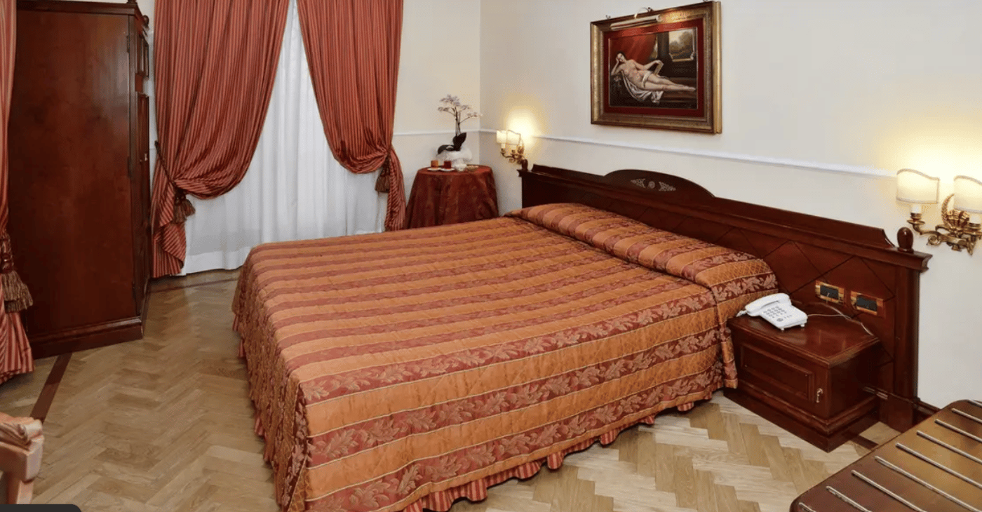 Palladium-Palace-Room-46