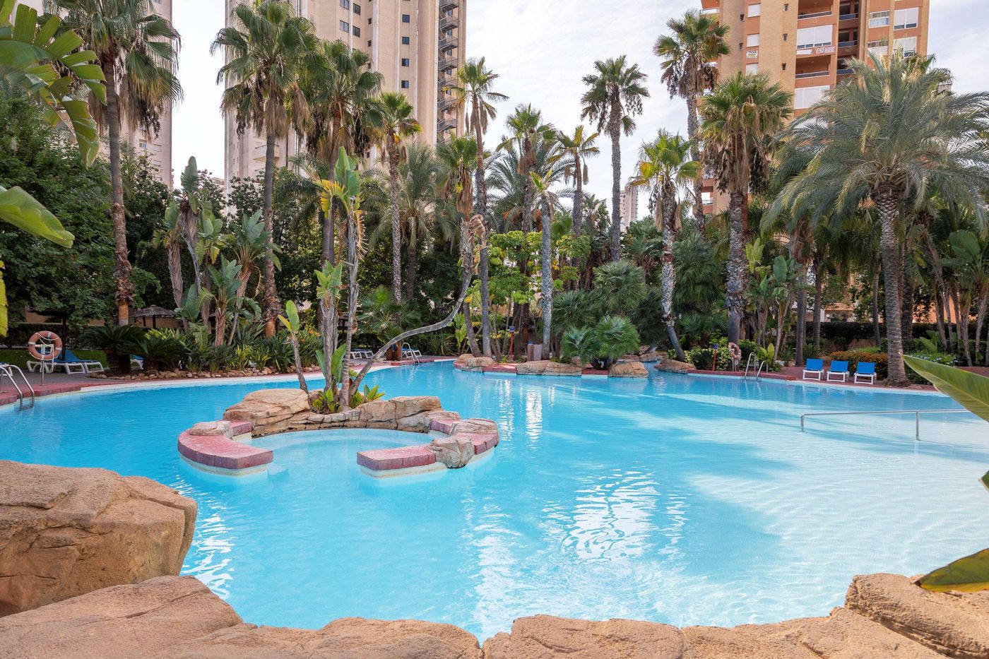Melia-Benidorm-Pool-4