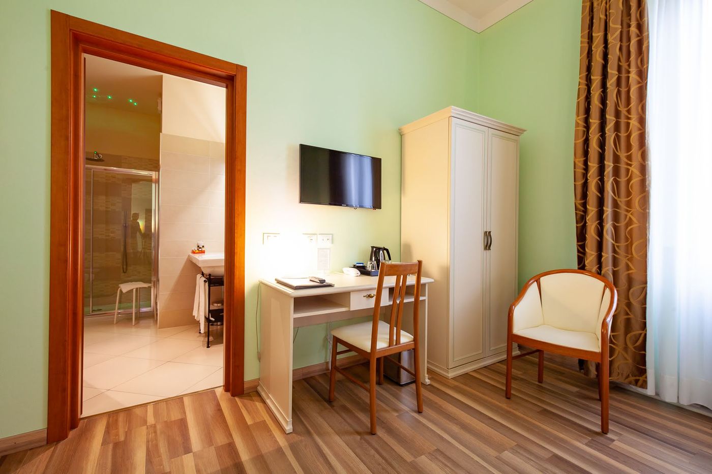 SmArt-Hotel-Bartolini-Room-4