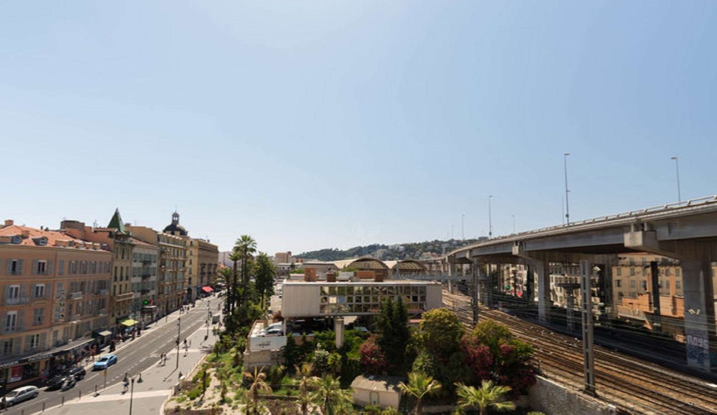 Kyriad-Nice-Centre-Gare-General-view-7