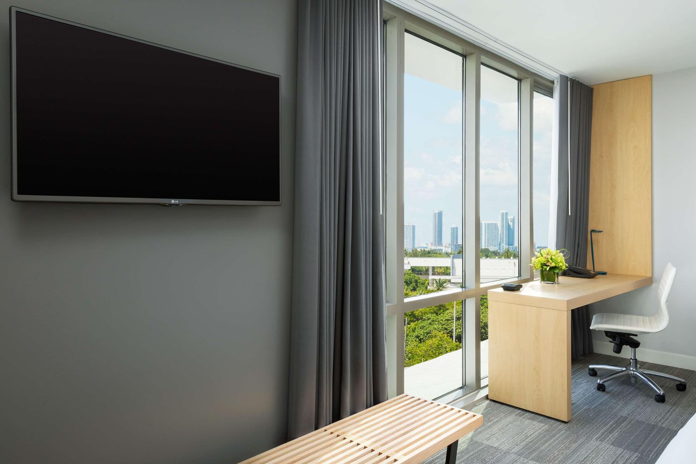 The Gates Hotel South Beach a Doubletree by Hilton - United States - MIAMI BEACH - Room - 4