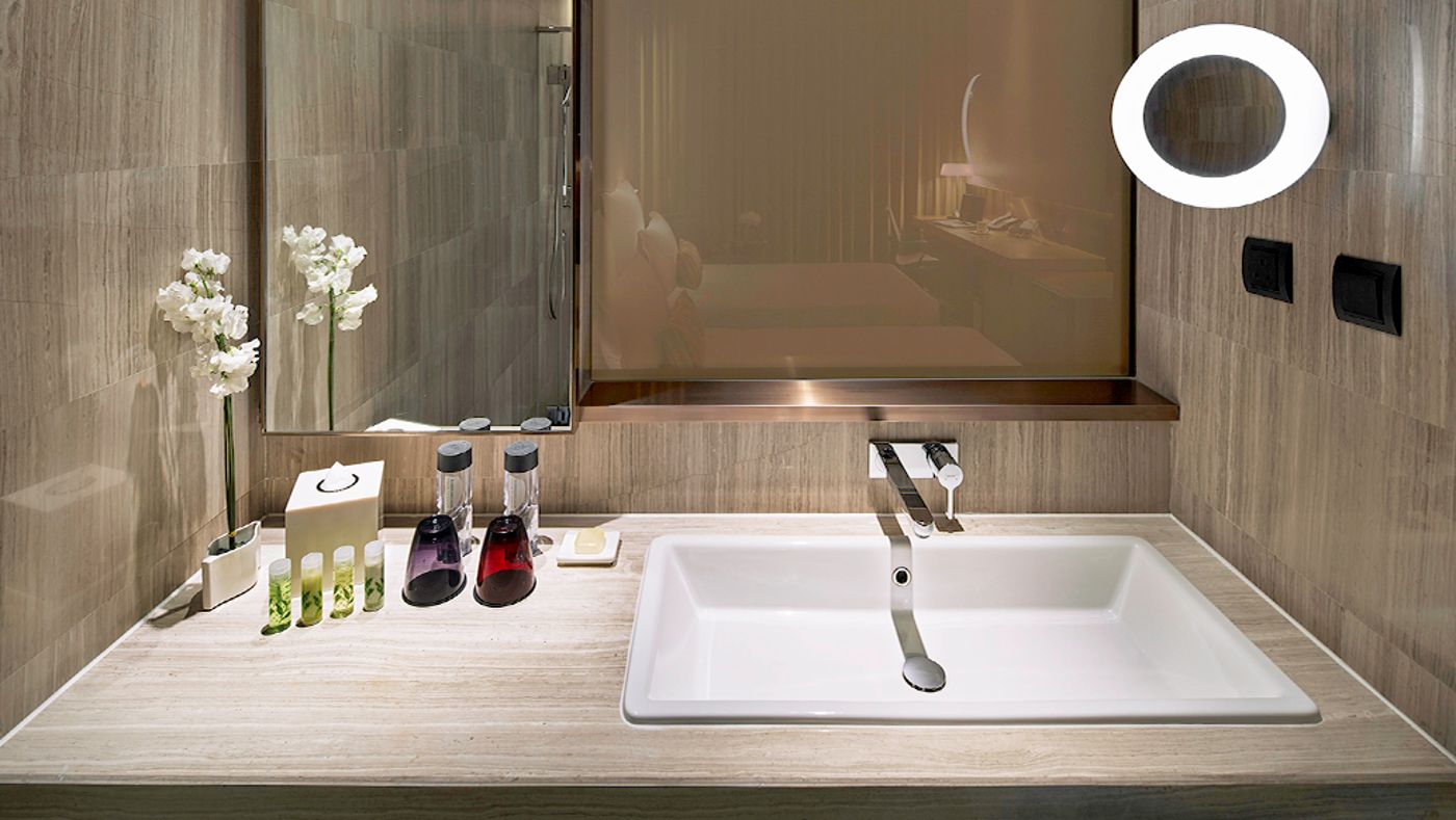 Nina-Hotel-Kowloon-East-Room-9